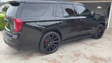 2022 Gmc Yukon Denali lowered with Maxtrac kit 2” front 3” rear