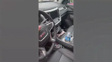 2020 GMC Acadia SLT Horn