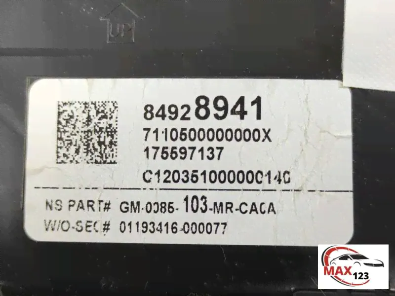 панель приборов (щиток) GMC Acadia внедорожник 5 дв. 2021г. (артикул 049-308760)-0