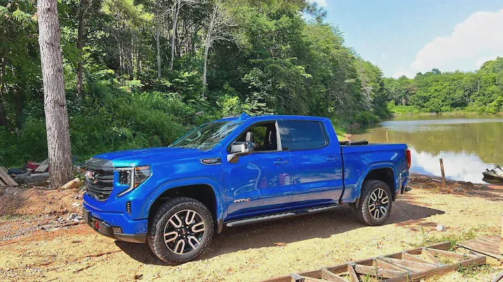 Owner review 2022 GMC Sierra 1500 AT4 vs Chevrolet 1500 High Country review