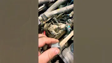 How To - 5.3 Injector Plugs #mechanic #chevrolet #5.3 #gmc #6.0